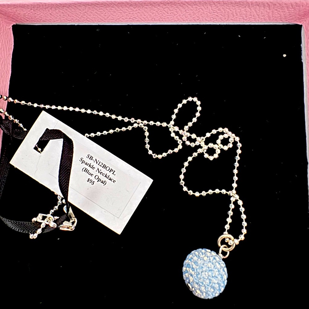 Hillberg and berg necklace